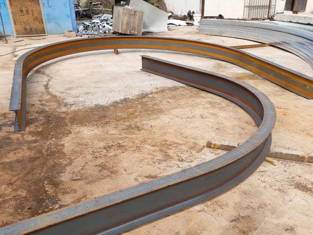 彎管彎曲半徑大?。? title=